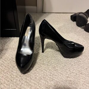 Simply Vera Vera Wang Black Platform Heels